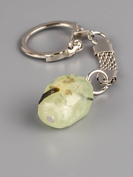 Брелок из пренита "Стильная штучка" БРК-956