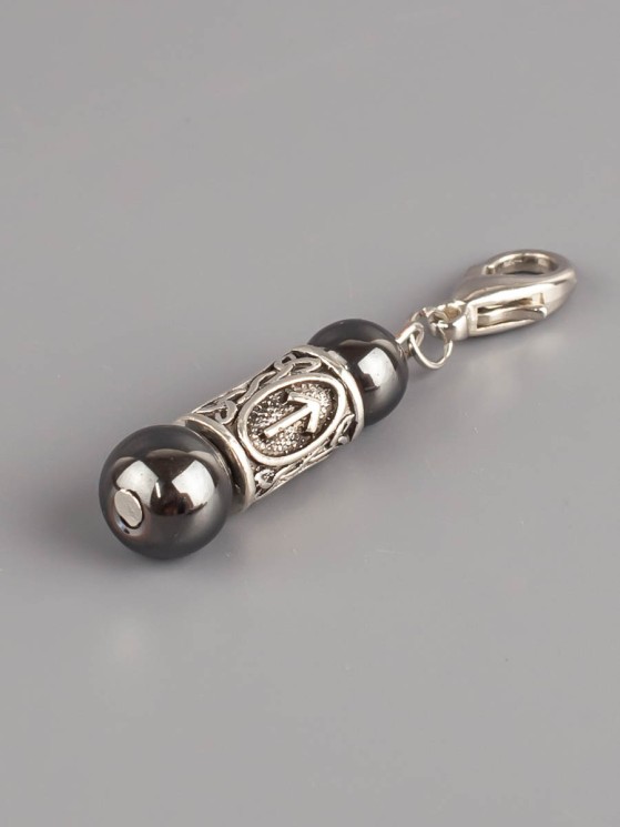 Брелок "Руна Тейваз" с гематитом БРК-938