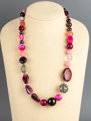 Бусы из агата "Малиновый рассвет" 10-091