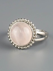 Кольцо из розового кварца "Мечта" 04-802