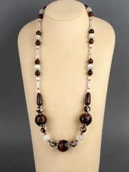 Бусы из бычьего глаза "Шоколадный десерт" 10-070