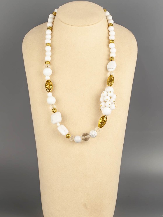 Бусы из кахолонга "Сахарная вата" 10-233