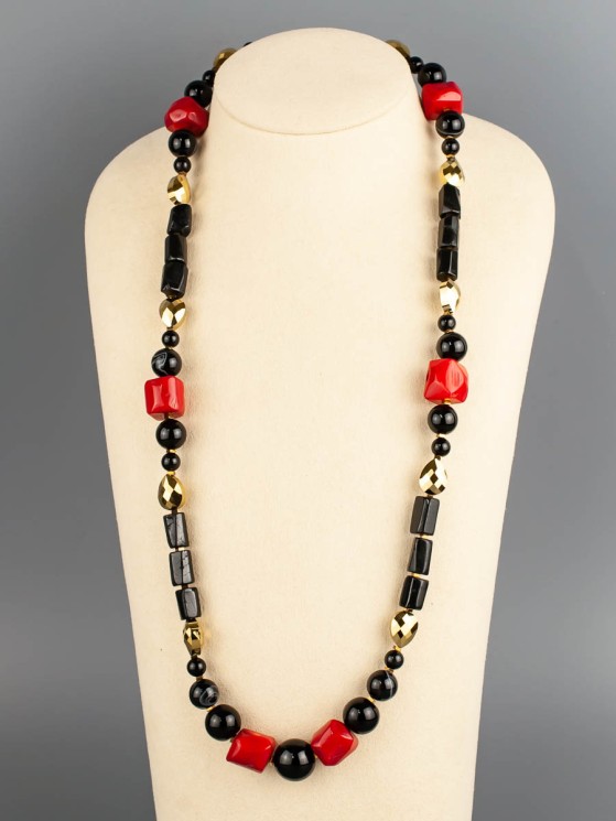 Бусы из коралла "Фламенко" 10-105