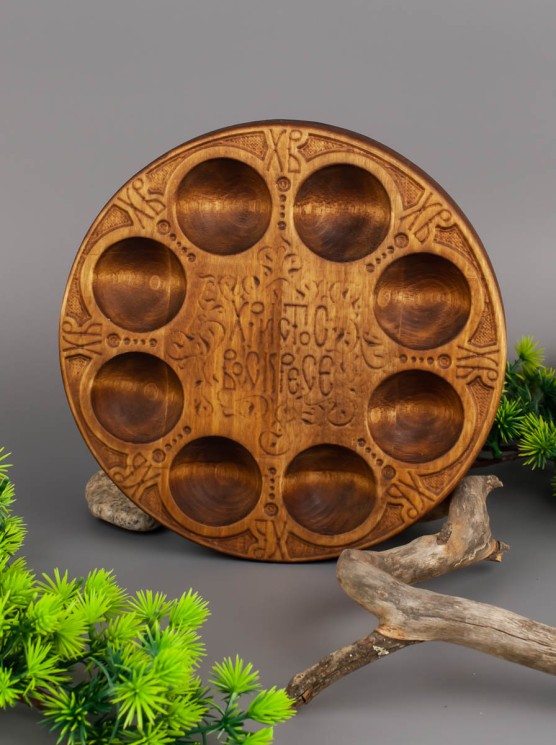 Поднос пасхальный из дерева береза d 19 см 54-018