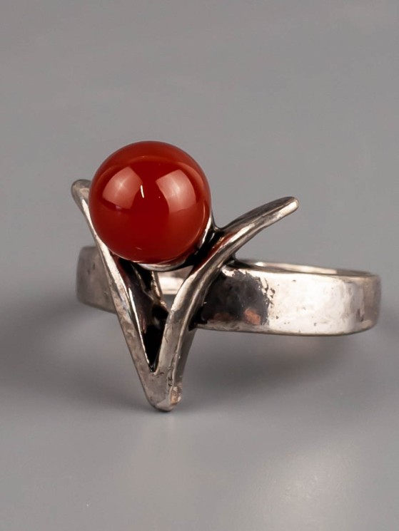 Кольцо из сердолика "Ласточка" кг-215-СР