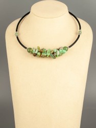 Колье из хризопраза "Мелодия" 01-1247