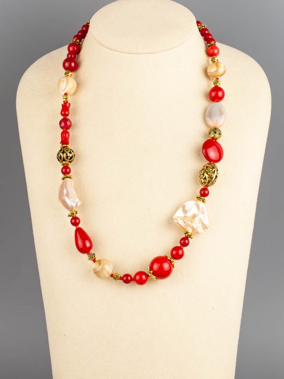 Бусы из коралла "Счастливый поцелуй" 10-110