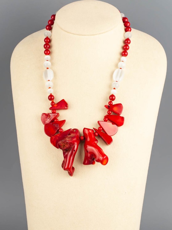 Бусы из коралла "Счастливый поцелуй" 10-114