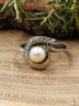 Кольцо из жемчуг "Музыка" кг-980-ЖМБ 