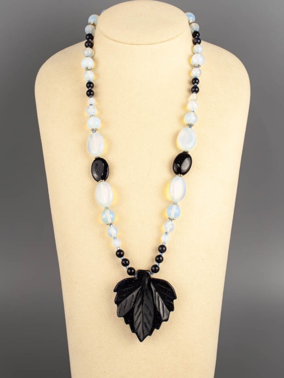 Бусы из авантюрина "Сердце океана" 10-221