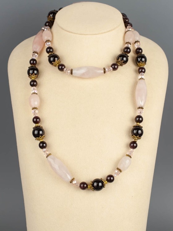 Бусы из розового кварца "Малиновый рассвет" 01-760