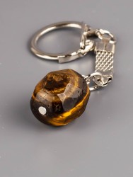 Брелок из тигрового глаза "Стильная штучка" БРК-950