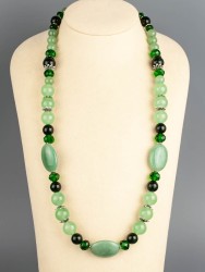 Бусы из нефрита "Сказки леса" 10-044